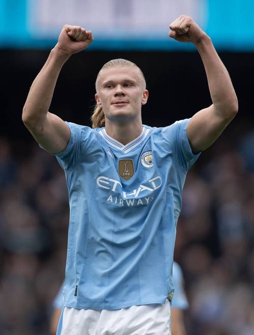 本赛季五大联赛球队欧冠积分：英超6队61分第1，意甲35分第2（本赛季欧冠五大联赛积分榜：英超6队合计61分居首，意甲35分次席）