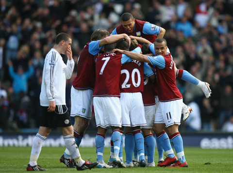 博主：申花在与日职联银靴拉唐谈判，国安有意铁人前锋姆本扎（博主爆料：申花洽谈J1银靴拉唐，国安有意铁人射手姆本扎）