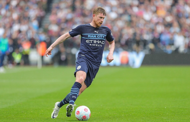 里程碑，安德烈亚-坎比亚索迎来尤文生涯第100次出场（里程碑时刻：安德烈亚-坎比亚索完成尤文生涯第100场）