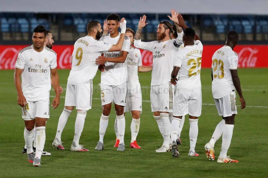 图片报：穆勒离开拜仁后，凯恩、诺伊尔等分摊更衣室领袖职责（图片报：穆勒离队后，凯恩、诺伊尔等将共同承担更衣室领袖重任）