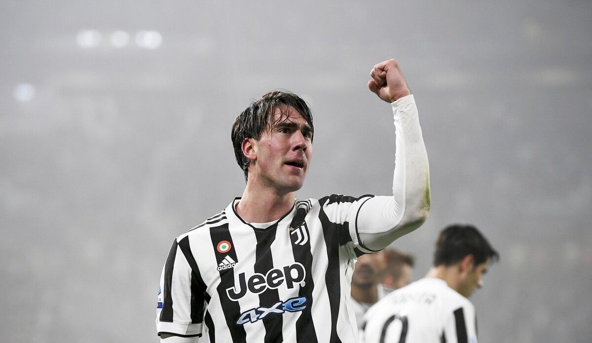 刘军帅晒海牛队与远征军合照：又在末轮完成目标，祝未来可期（刘军帅分享海牛队与远征军合影：末战再兑现目标，盼前路可期）