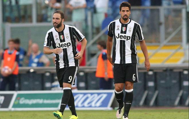 德甲500场里程碑，35岁霍村门将鲍曼成德甲历史第14位达成者（35岁霍村门将鲍曼完成德甲500场，成历史第14人）