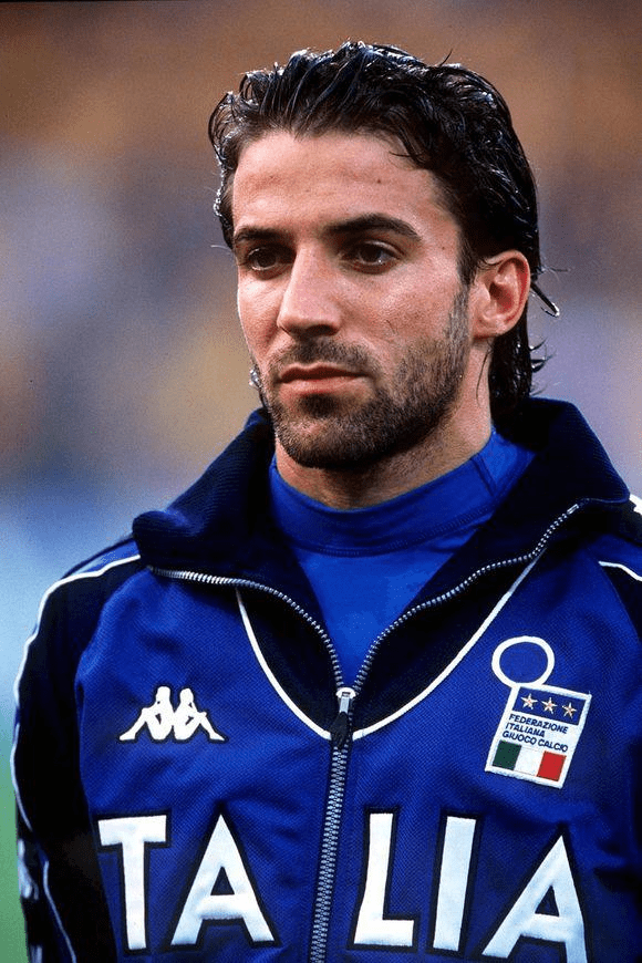 德国队官方：基米希右脚踝囊受伤，将随队前往卢森堡但不上场（德国队官宣：基米希右踝关节囊受伤，随队赴卢森堡但不会出战）