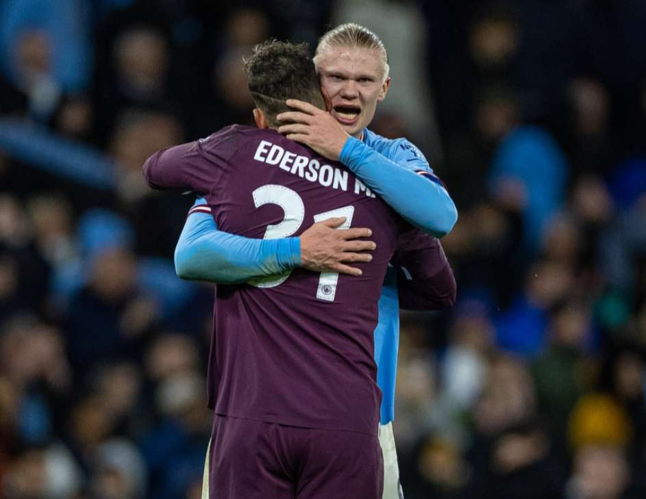 卡恩谈诺伊尔失误：这是很正常的，其实可以进行适当轮换（卡恩评诺伊尔失误：很正常，建议适度轮换）