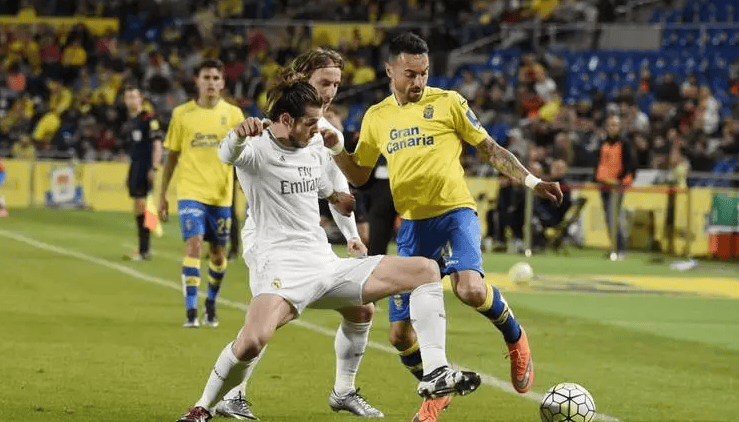 马卡：维尼修斯再遇克星巴列卡诺，客场作战还未取得进球（马卡：维尼修斯再战克星巴列卡诺，客场仍未破门）